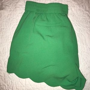 Emerald Green Scallop Shorts in Women (Large)